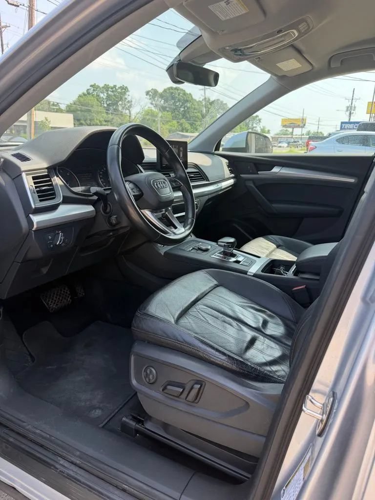 Used 2018 Audi Q5 2.0T Premium w/ Convenience Package AWD/4WD image 12