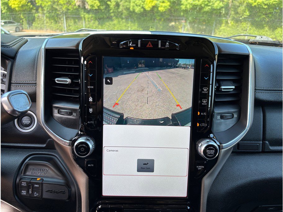 Used 2022 RAM 2500 Laramie w/ Safety Group B image 33