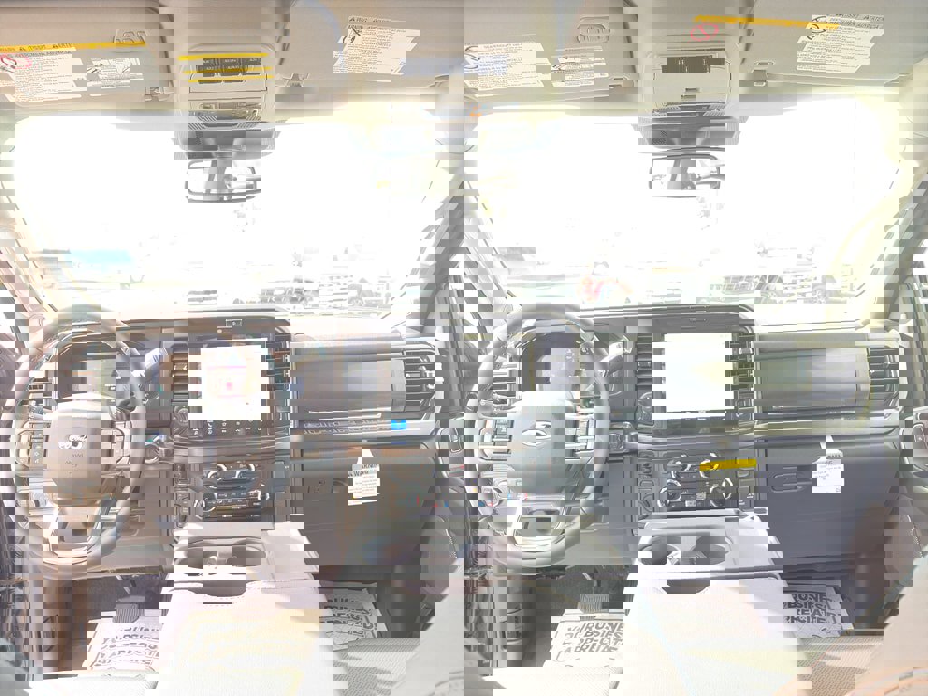 New 2026 Ford F350 Lariat image 24