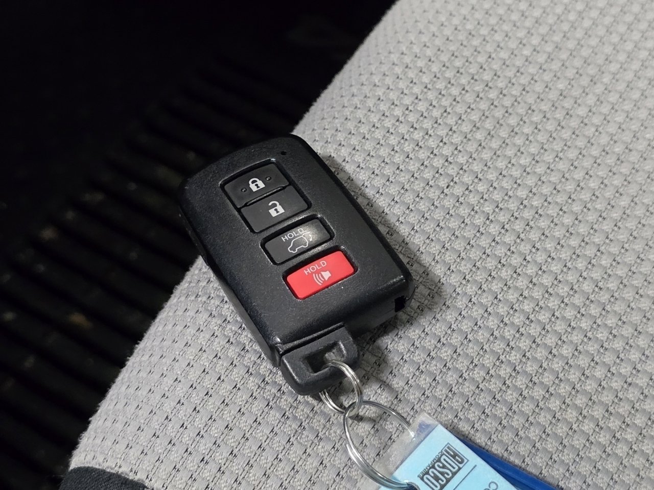 Used 2018 Toyota RAV4 XLE image 35