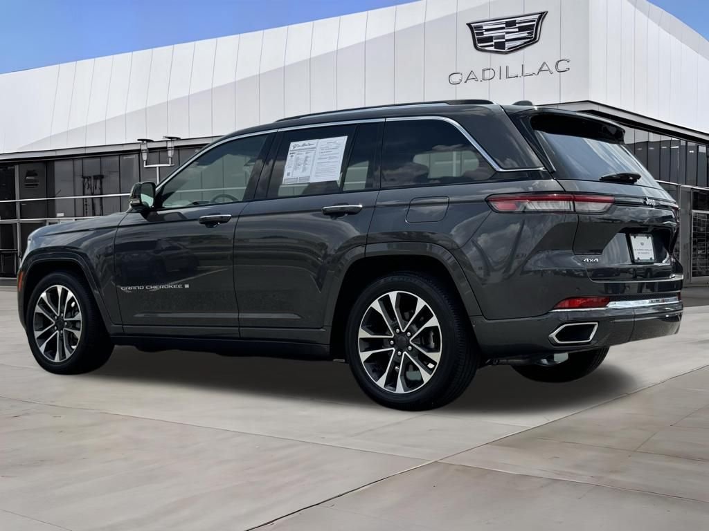 Used 2022 Jeep Grand Cherokee Overland AWD/4WD image 5
