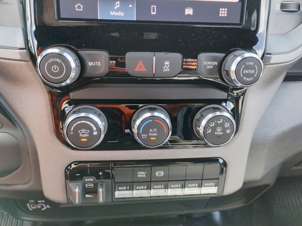 New 2026 RAM 2500 Tradesman AWD/4WD image 24