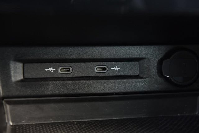 Certified 2025 Volkswagen Taos S FWD image 15