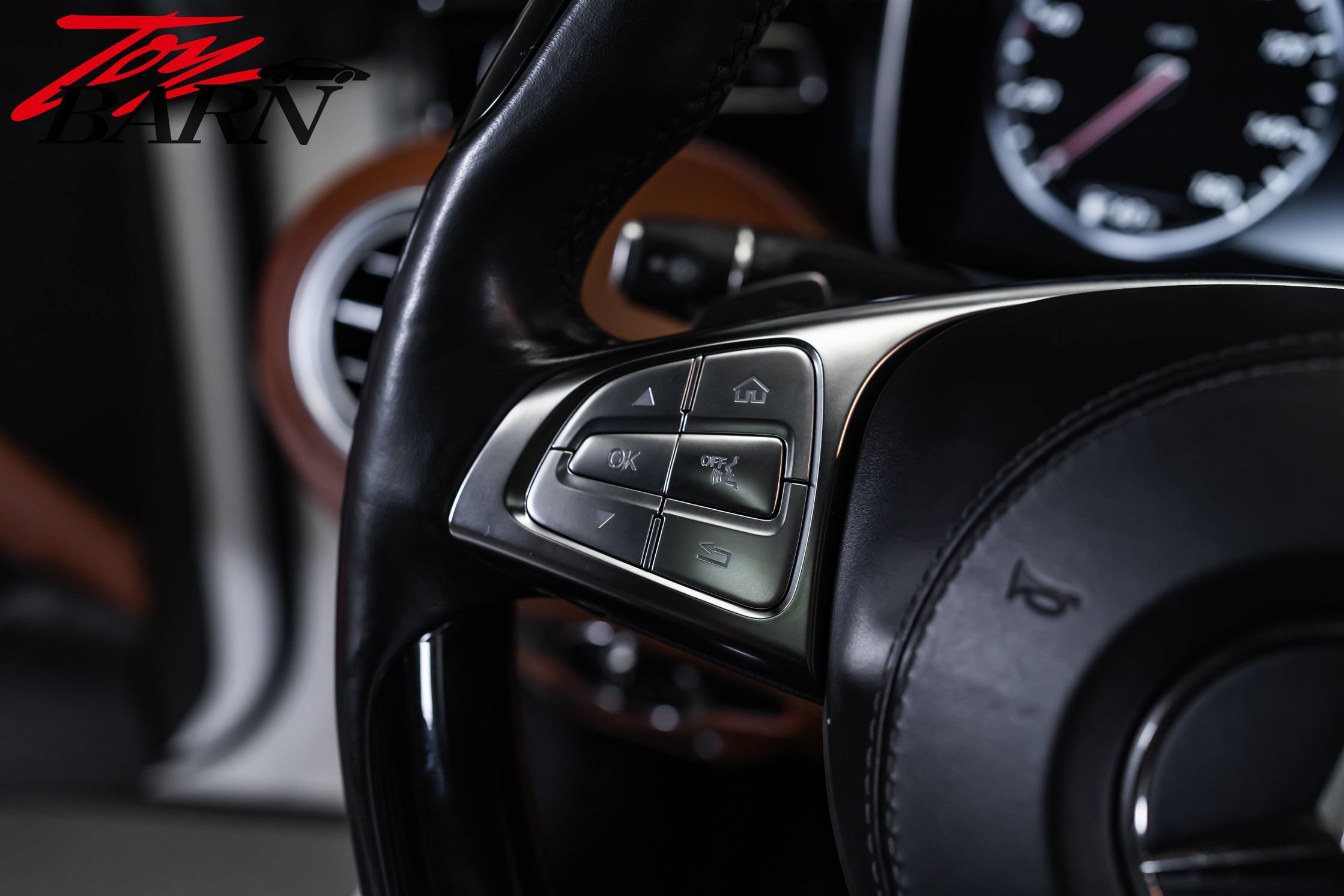 Used 2015 Mercedes-Benz S 550 4MATIC Coupe image 34