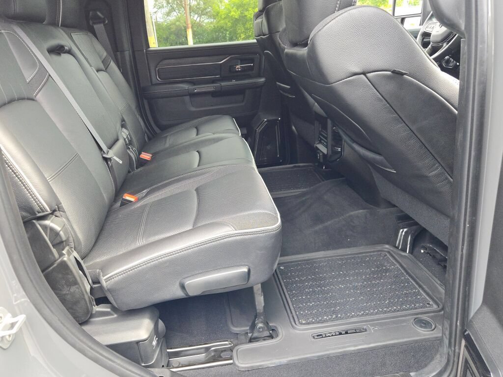 Certified 2026 RAM 3500 Limited AWD/4WD image 13