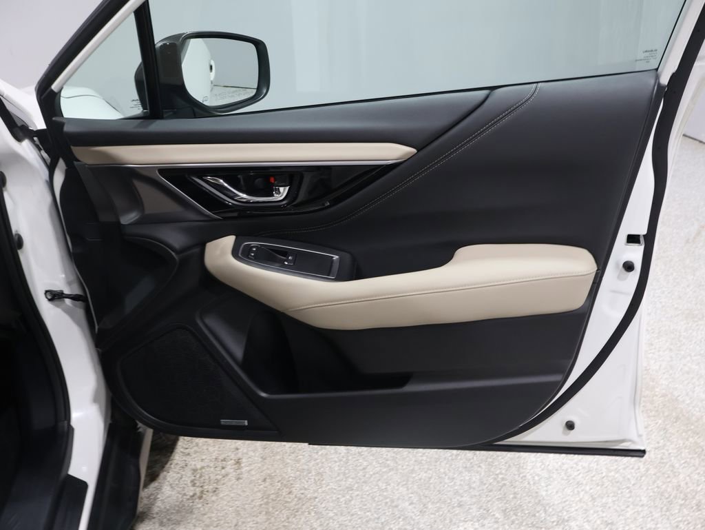 Used 2023 Subaru Outback Limited image 23