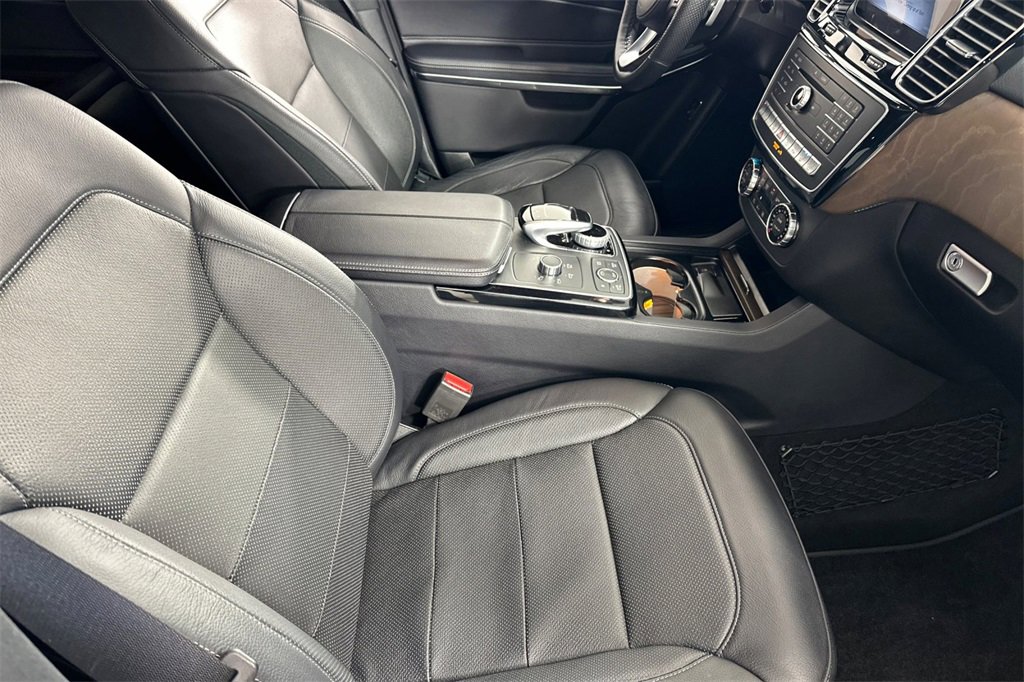 Used 2018 Mercedes-Benz GLS 550 4MATIC image 19