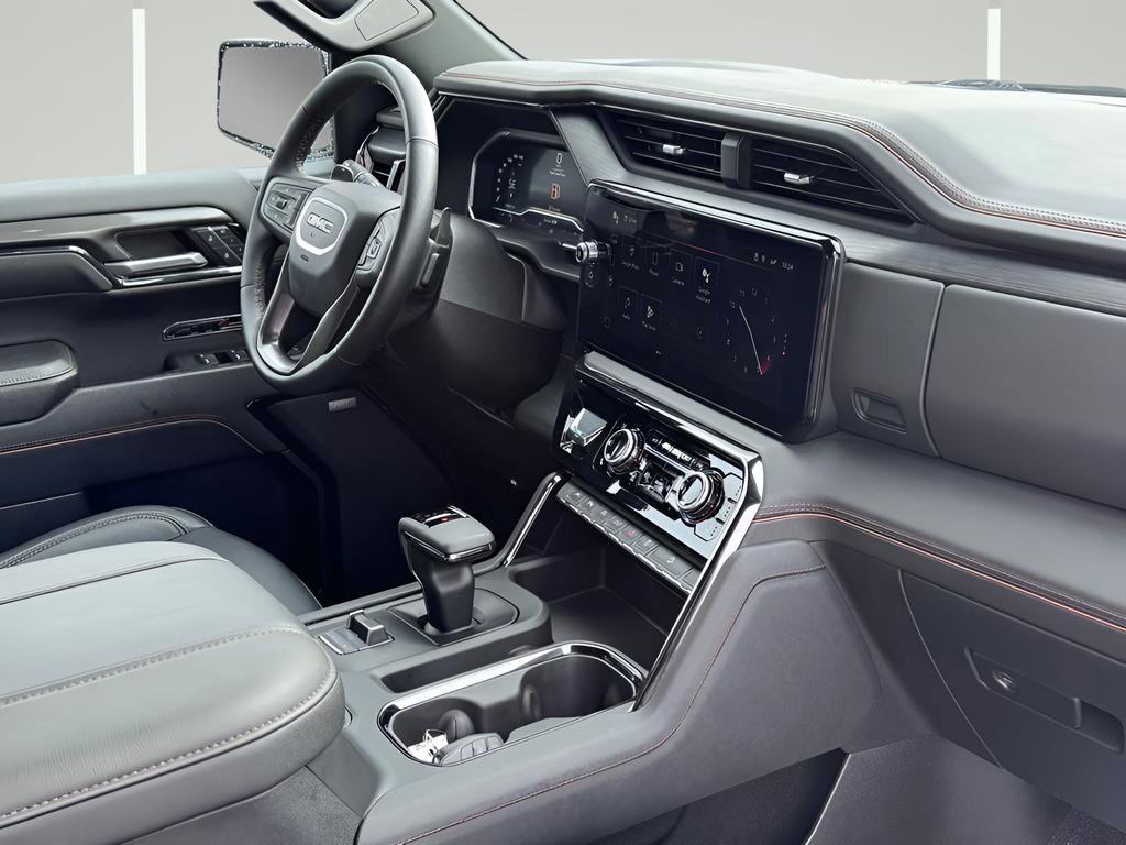 Used 2023 GMC Sierra 1500 AT4 w/ Technology Package image 10