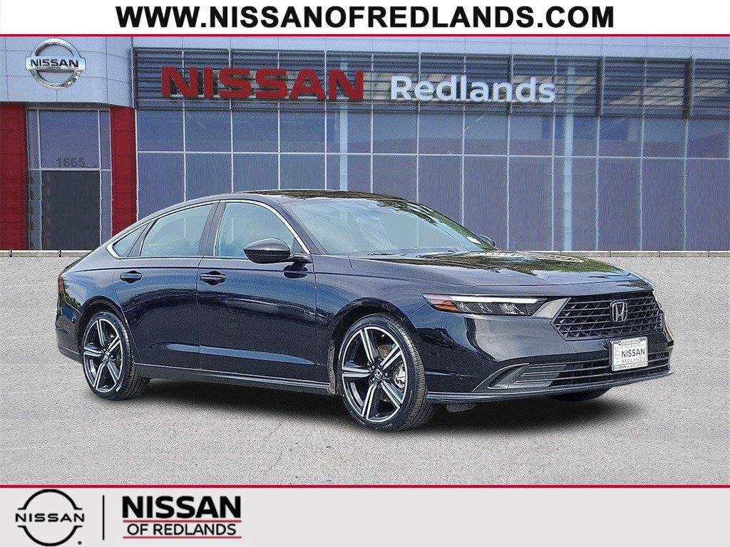 Used 2023 Honda Accord Sport image 1
