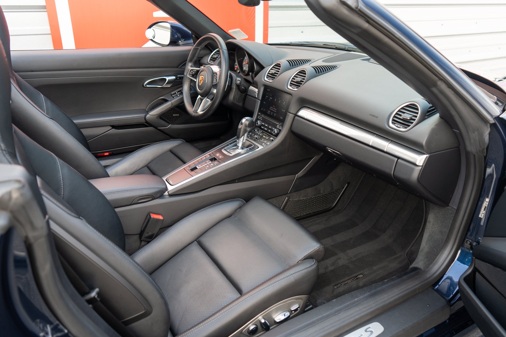 Used 2019 Porsche 718 Boxster S RWD image 25