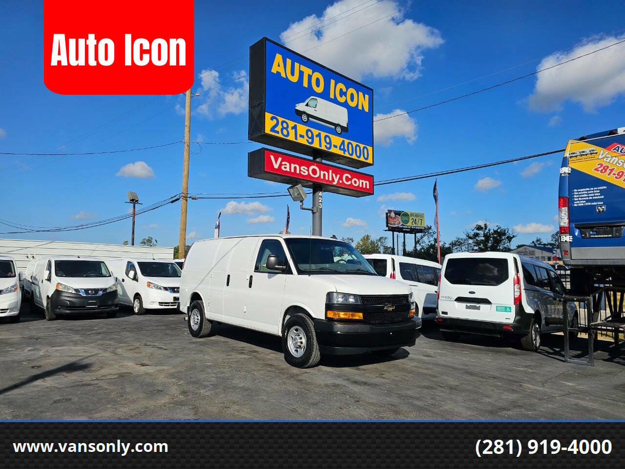 Used 2019 Chevrolet Express 2500 image 1