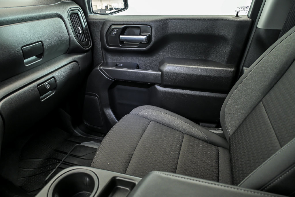 Certified 2025 Chevrolet Silverado 1500 Custom AWD/4WD image 21