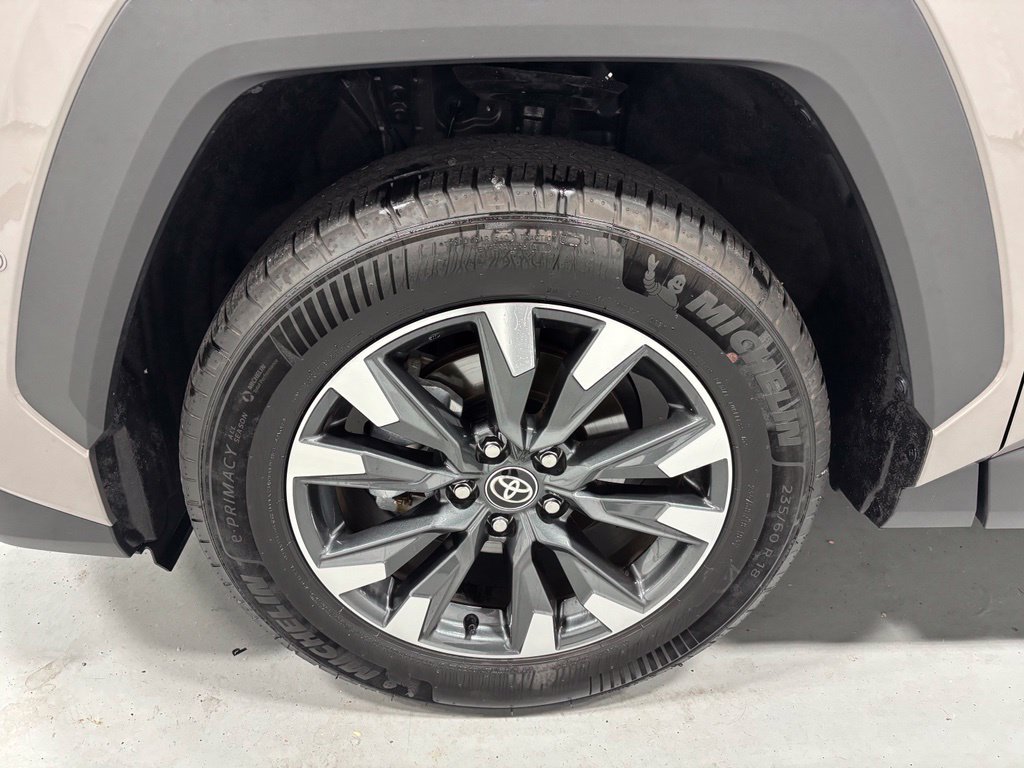 Used 2026 Toyota RAV4 Limited AWD/4WD image 59