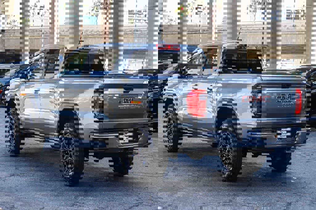 Used 2025 GMC Canyon Elevation w/ Convenience Package image 6