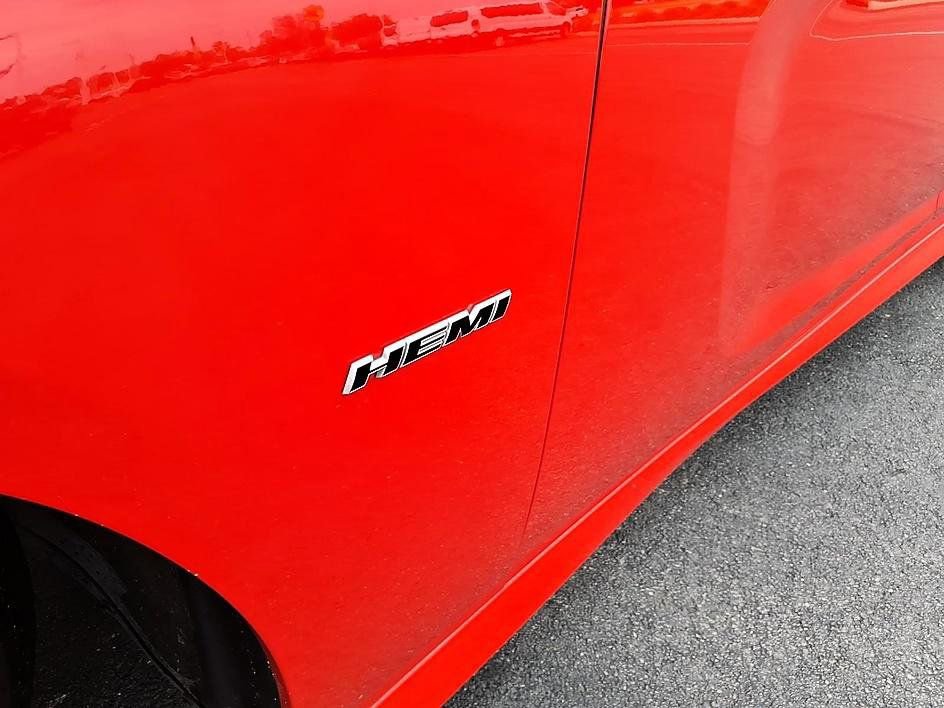 Used 2019 Dodge Charger R/T RWD image 11
