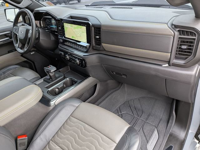 Used 2024 Chevrolet Silverado 1500 ZR2 w/ Technology Package image 41