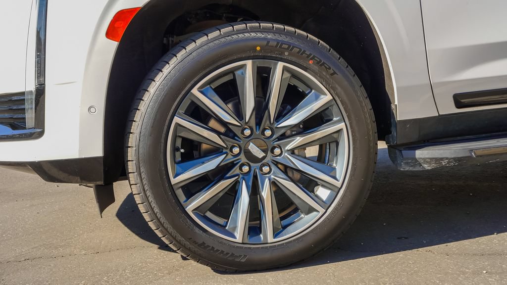 Used 2021 Cadillac Escalade Sport Platinum AWD/4WD image 7