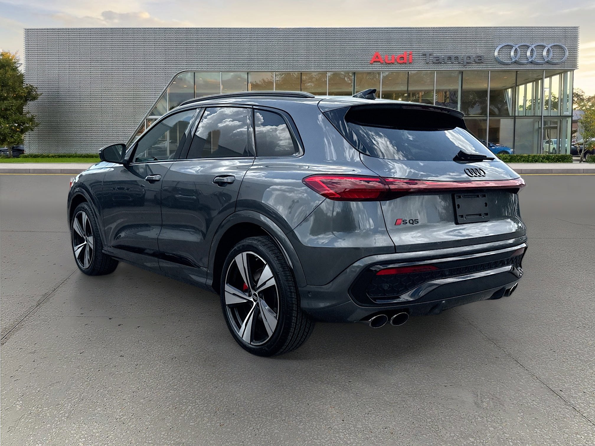 New 2025 Audi SQ5 Premium Plus image 5