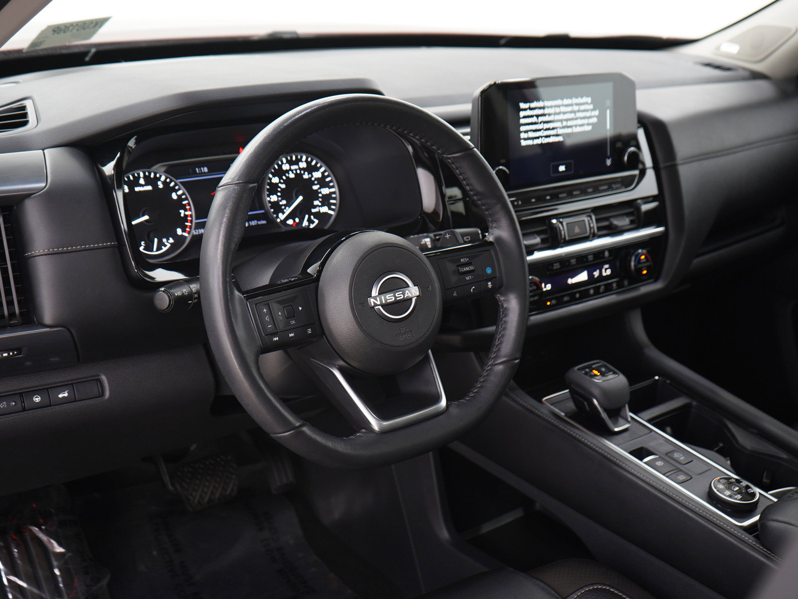 Used 2023 Nissan Pathfinder SL w/ SL Premium Package AWD/4WD image 25