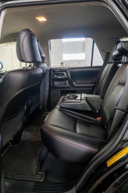 Used 2019 Toyota 4Runner TRD Off-Road Premium AWD/4WD image 12