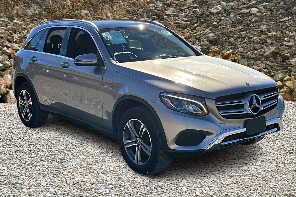 Used 2019 Mercedes-Benz GLC 300 4MATIC w/ Multimedia Package image 10