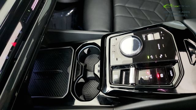 Used 2024 BMW 530i w/ Premium Package RWD image 66