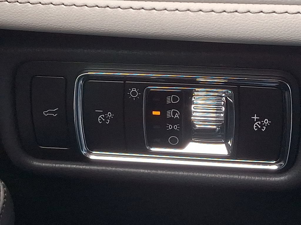 Used 2025 Lincoln Aviator Reserve w/ Illumination Package RWD image 23