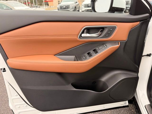 New 2026 Nissan Rogue Platinum w/ Tech Package image 10