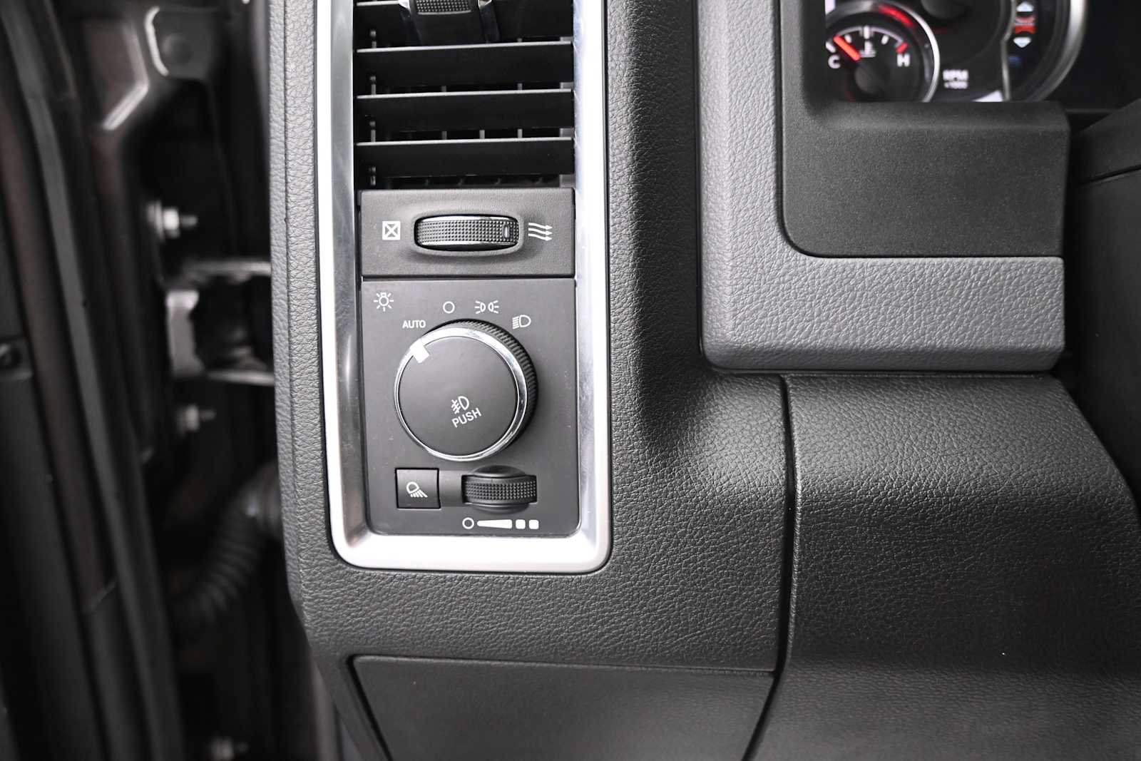 Used 2020 RAM 1500 Warlock w/ Electronics Group AWD/4WD image 10