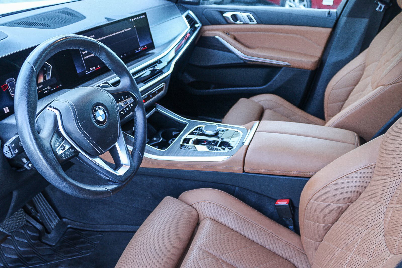 Used 2024 BMW X5 sDrive40i w/ Parking Assistance Package image 19