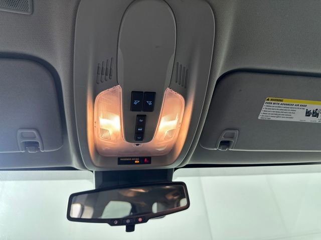 Used 2017 Chevrolet Equinox LT w/ Convenience Package image 23