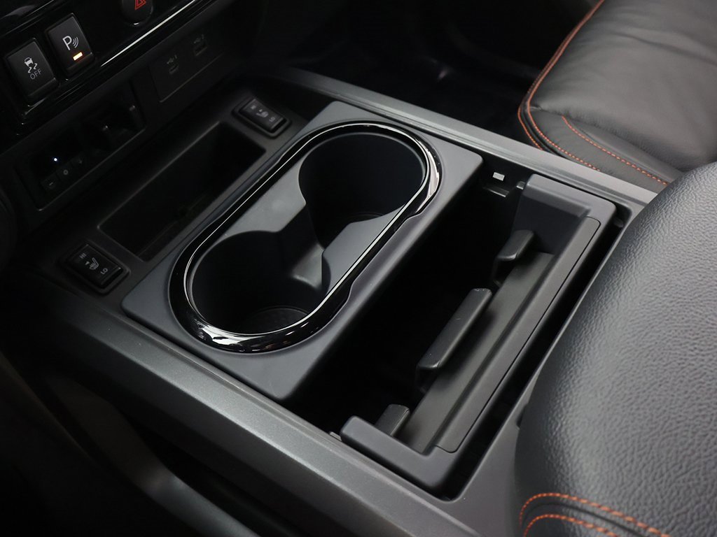 Used 2021 Nissan Titan PRO-4X w/ Pro-4x Convenience Package image 59