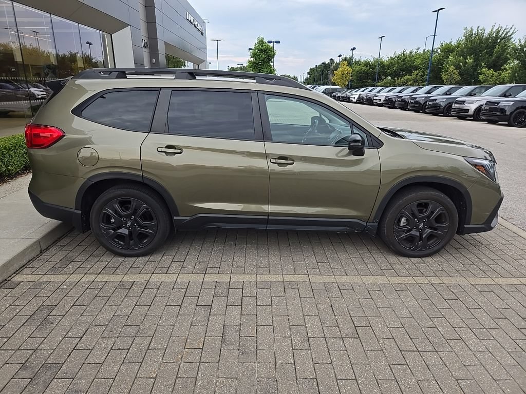 Used 2023 Subaru Ascent Onyx Edition AWD/4WD image 4