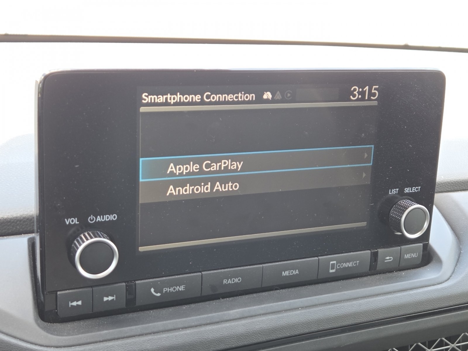 Used 2025 Honda Accord SE image 4