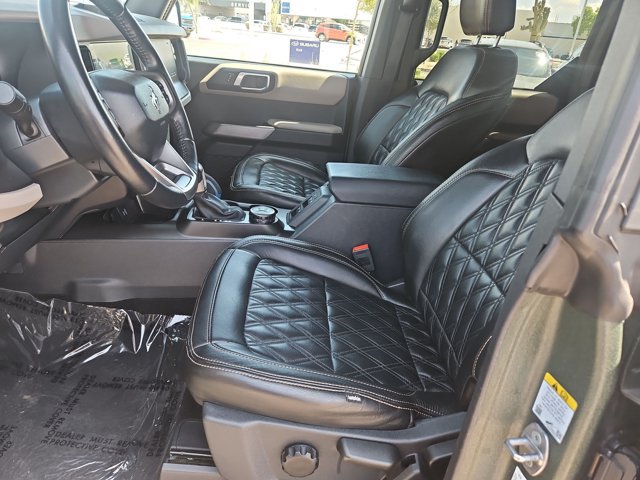 Used 2023 Ford Bronco Wildtrak AWD/4WD image 16