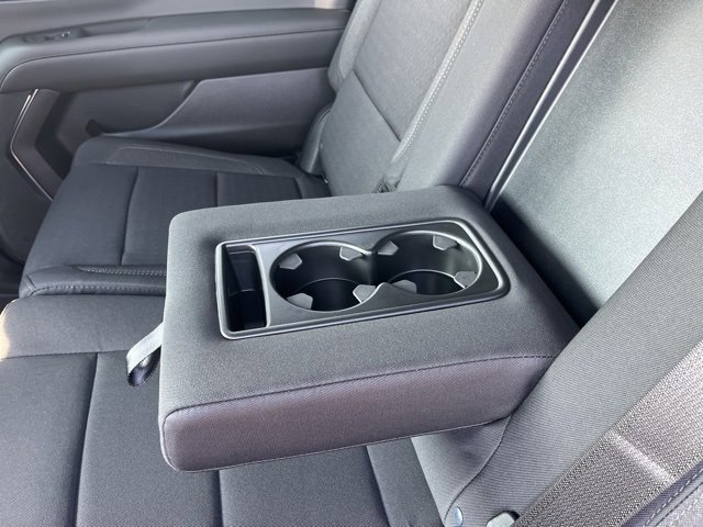 New 2025 Chevrolet Suburban LS image 39