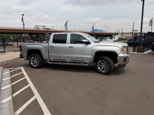 Used 2015 GMC Sierra 1500 SLT w/ SLT Crew Cab Value Package RWD image 22