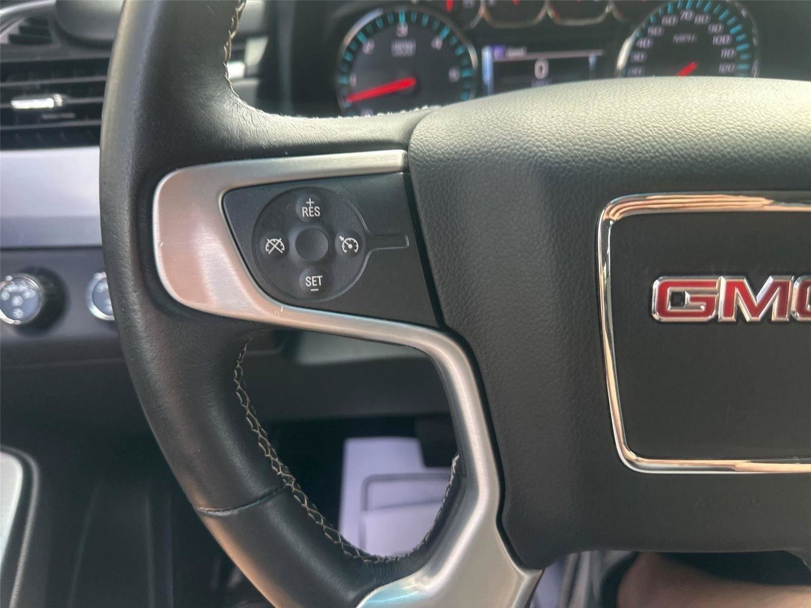Used 2017 GMC Yukon SLE w/ SLE Value Package AWD/4WD image 28