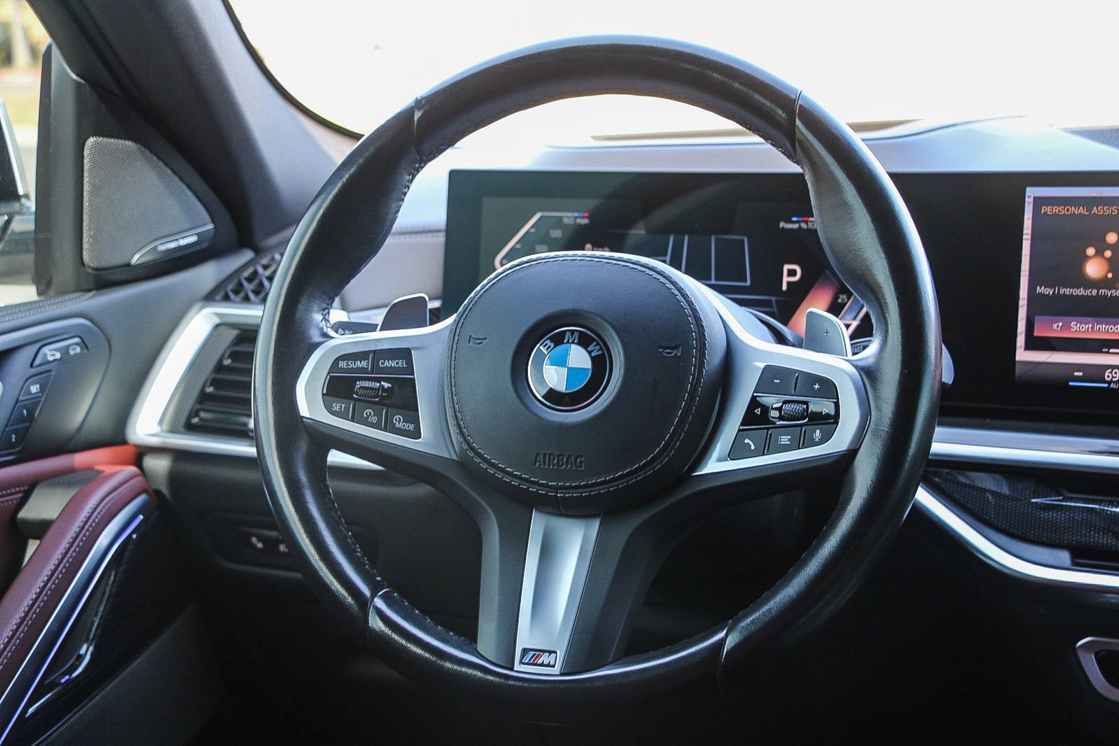 Used 2024 BMW X6 xDrive40i w/ Premium Package image 15