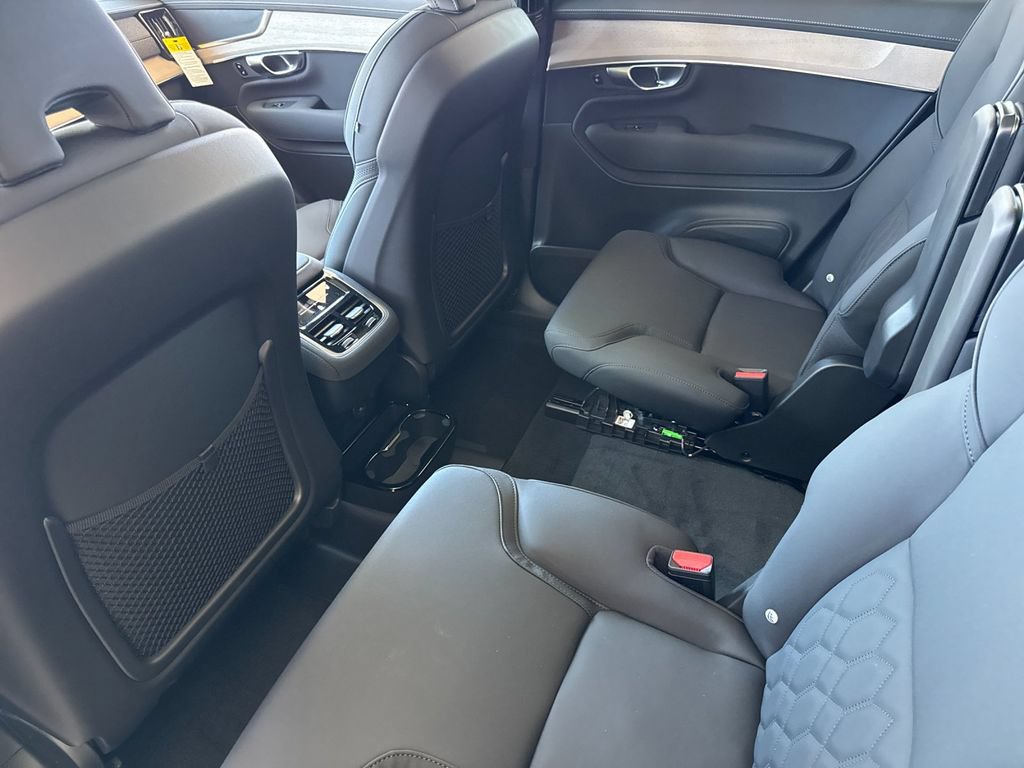 New 2026 Volvo XC90 B5 Plus AWD/4WD image 11