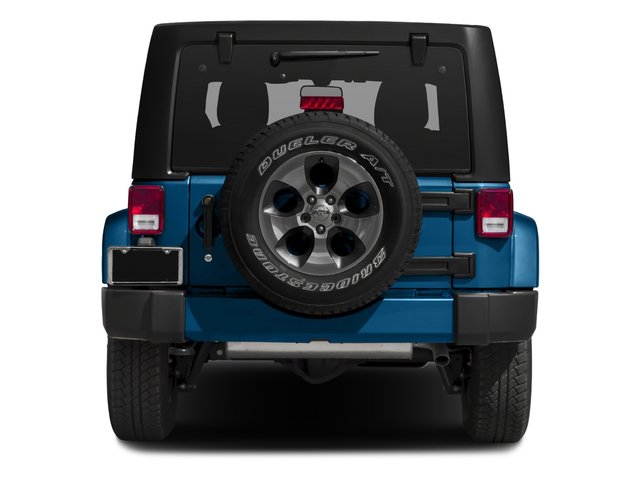 Certified 2016 Jeep Wrangler Unlimited Sahara w/ Connectivity Group AWD/4WD image 5