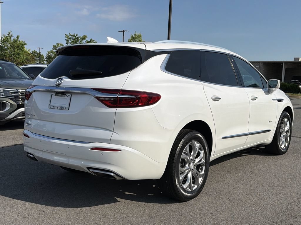 Used 2020 Buick Enclave Avenir w/ Avenir Technology Package FWD image 5