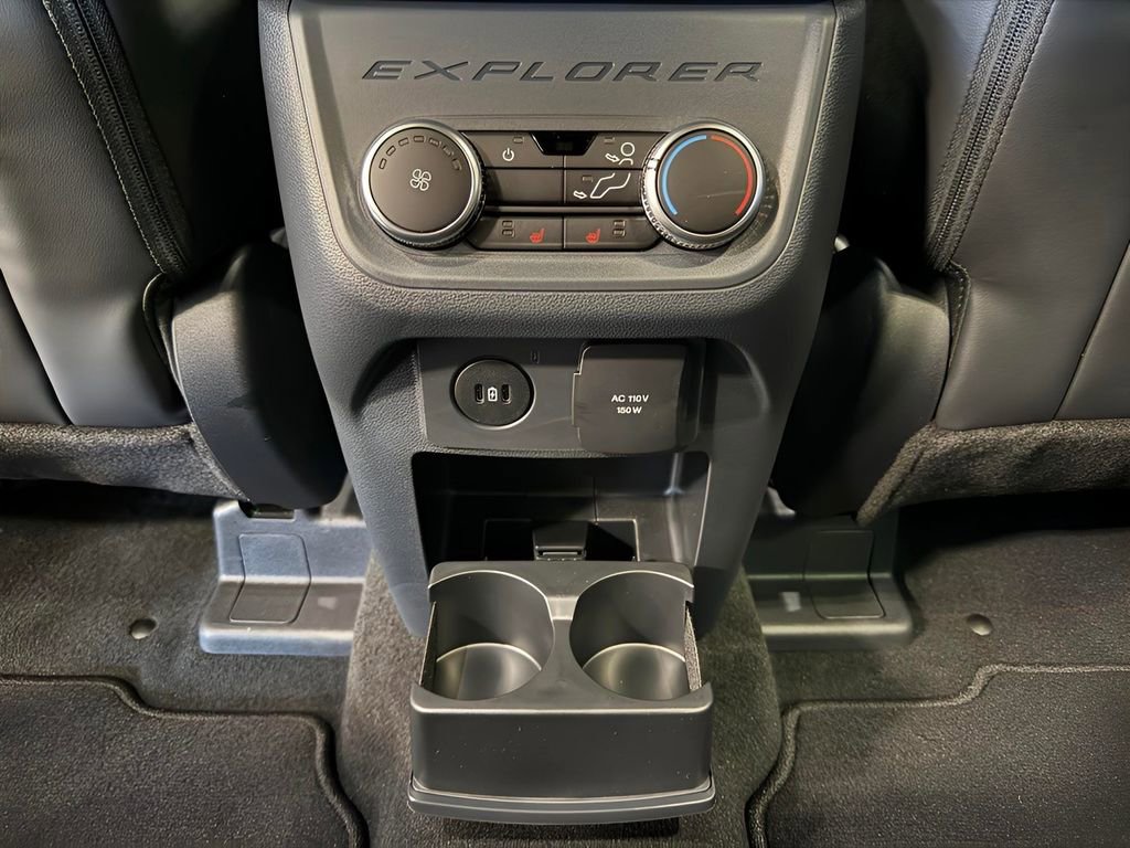New 2026 Ford Explorer ST-Line w/ ST-Line Street Pack AWD/4WD image 16