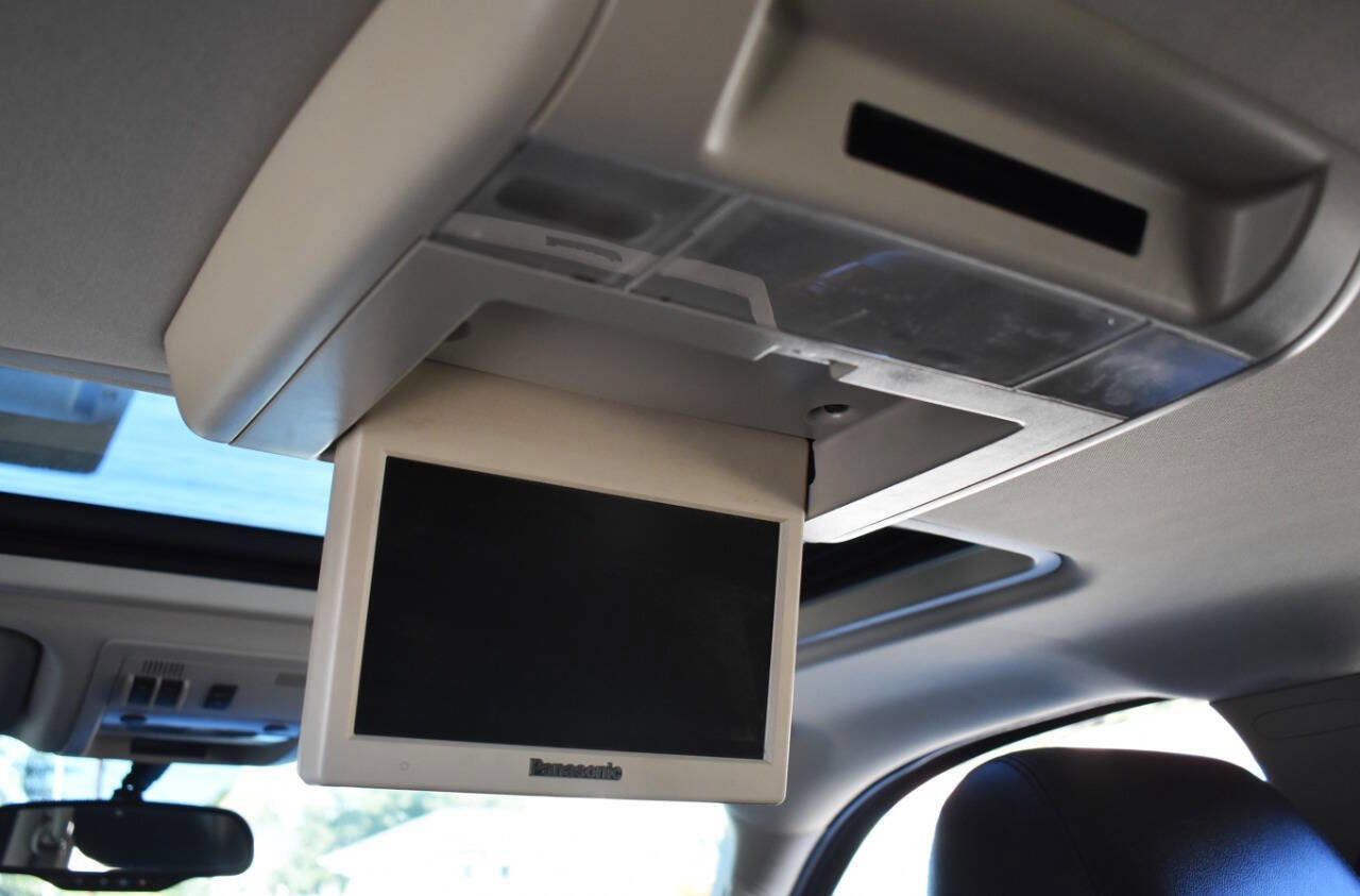 Used 2012 Chevrolet Tahoe LTZ image 40