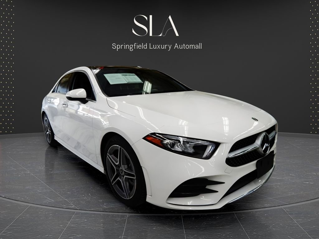 Used 2022 Mercedes-Benz A 220 4MATIC w/ AMG Line image 3