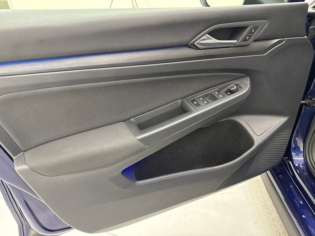 Used 2022 Volkswagen GTI SE image 11