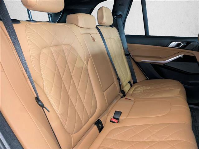 Used 2024 BMW X5 sDrive40i w/ Premium Package RWD image 21