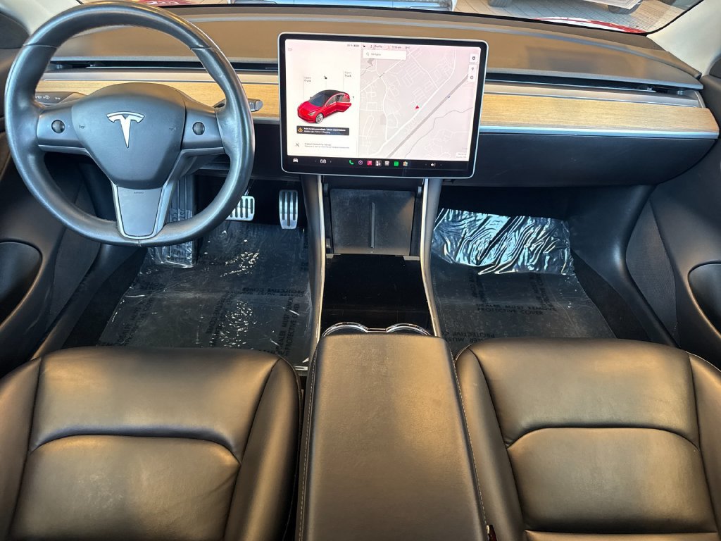 Used 2018 Tesla Model 3 Long Range RWD image 17