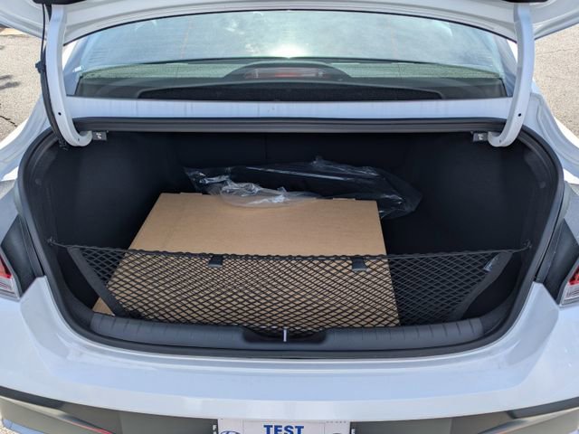 Certified 2025 Hyundai Elantra SEL image 13