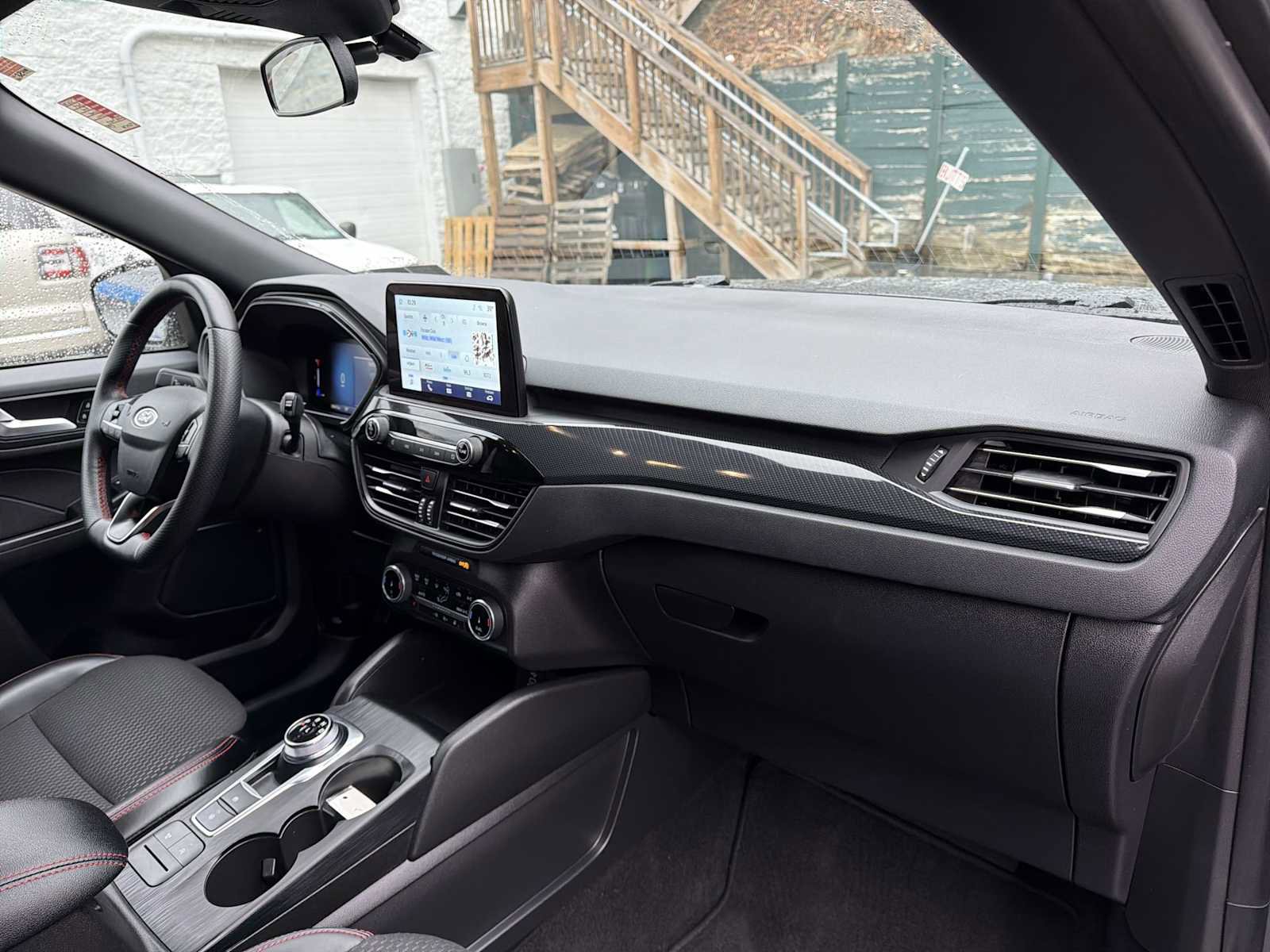 Used 2024 Ford Escape ST-Line image 27